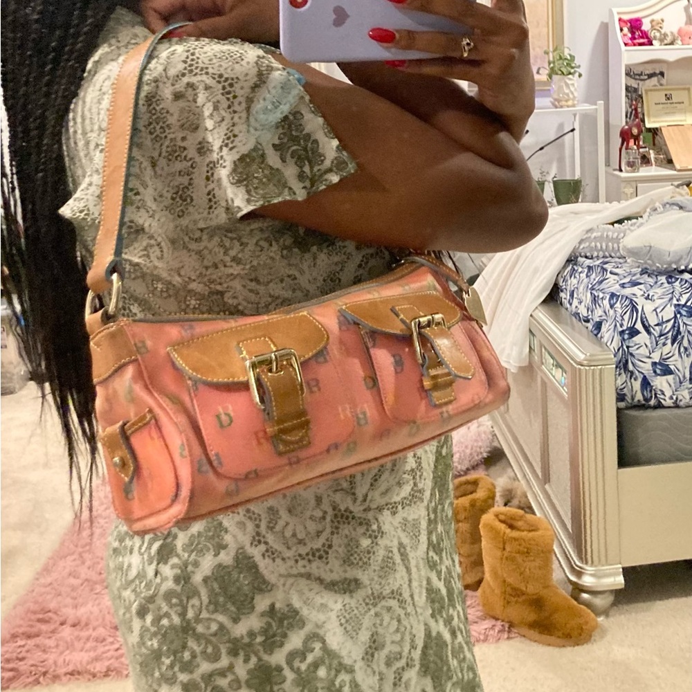 Dooney and Bourke Pink Heart Logo Bag 💗